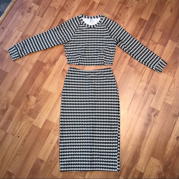 American Apparel Two Piece Houndstooth Skirt Set - Picture 3 of 11